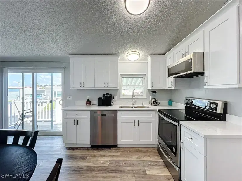 Picture of 11561 Blue Warbler Dr, Fort Myers FL 33908