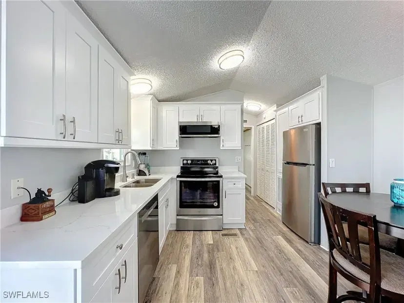 Picture of 11561 Blue Warbler Dr, Fort Myers FL 33908