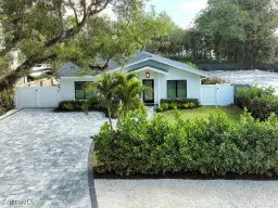 Picture of 1080 13Th St N, Naples, FL 34102