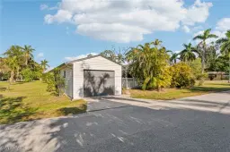 Picture of 3829 Edgewood Ave, Fort Myers, FL 33916