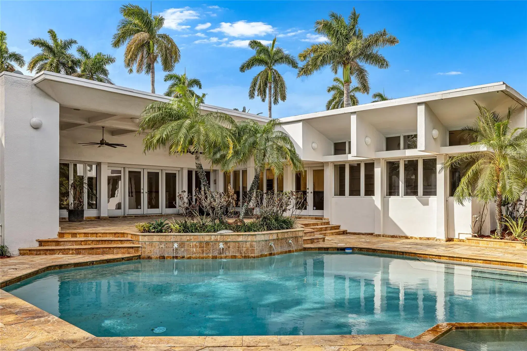 Picture of 18 Nurmi Dr, Fort Lauderdale, FL 33301