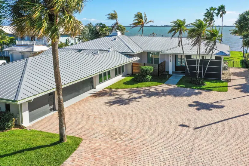 Picture of 1508 S Indian River Drive, Fort Pierce FL 34950