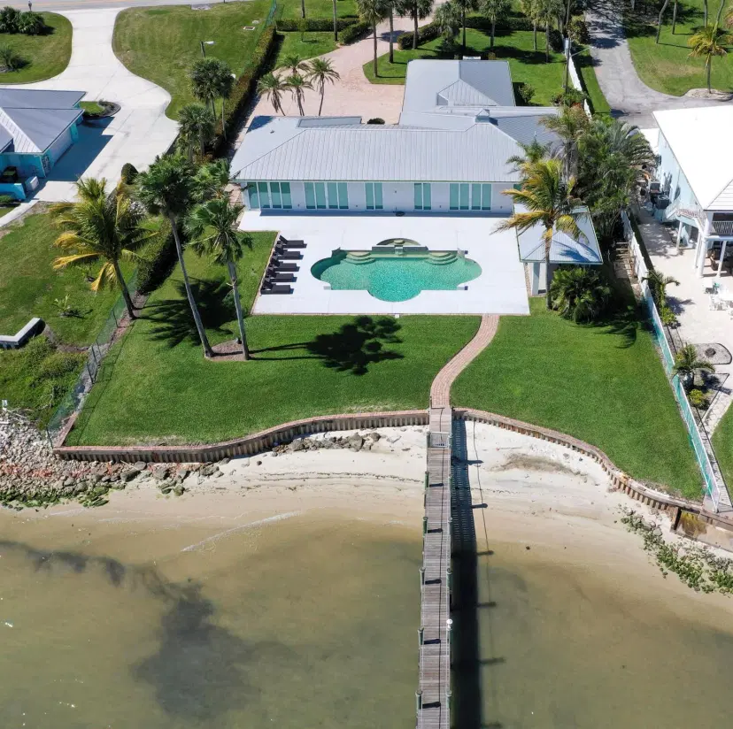 Picture of 1508 S Indian River Drive, Fort Pierce FL 34950