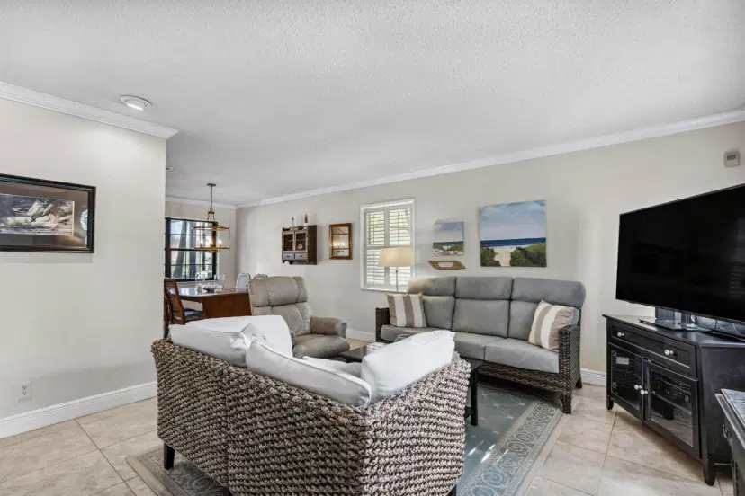 Picture of 4265 NW 1St Place, Deerfield Beach FL 33442