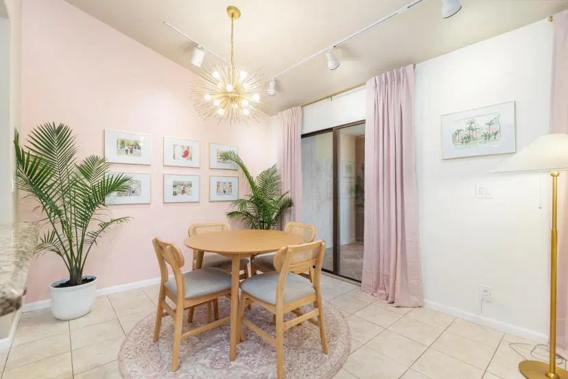 Picture of 10 Lexington Lane E # F, Palm Beach Gardens FL 33418