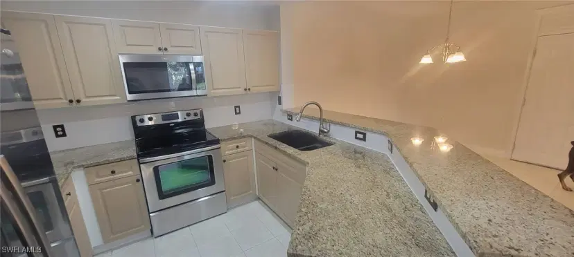 Picture of 3961 Pomodoro Cir 203, Cape Coral FL 33909