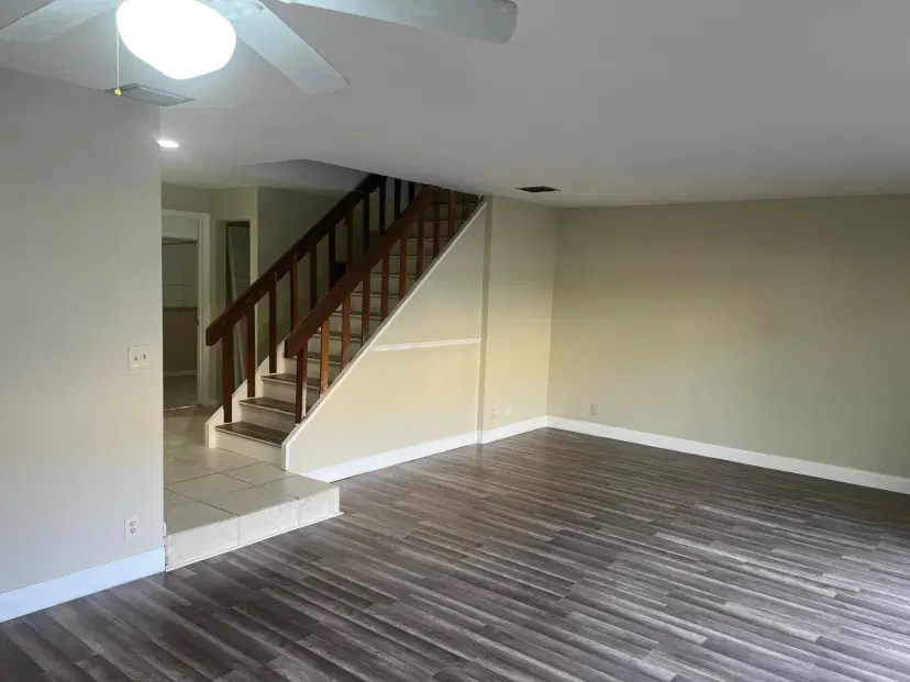 Picture of 8193 NW 8Th Manor 4, Plantation FL 33324