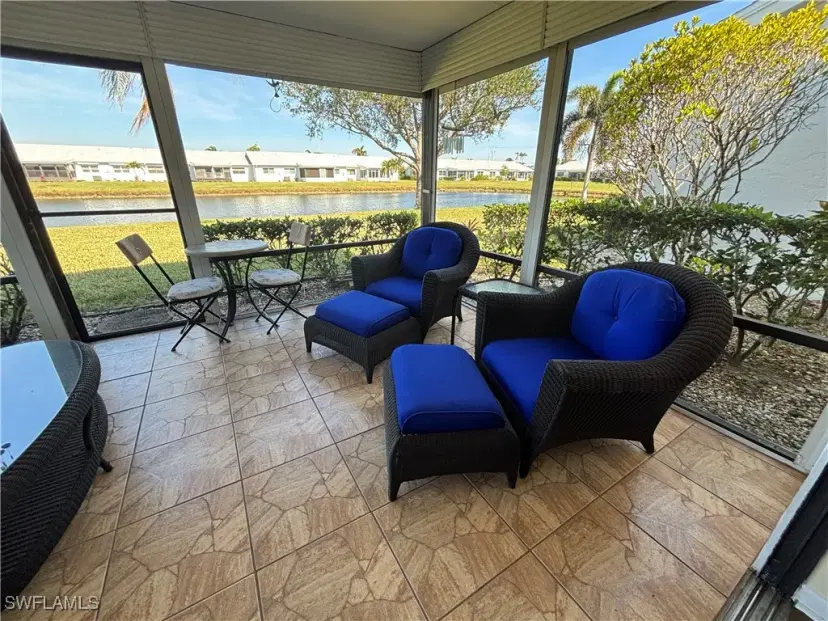 Picture of 1515 Edgewater Cir, Fort Myers FL 33919