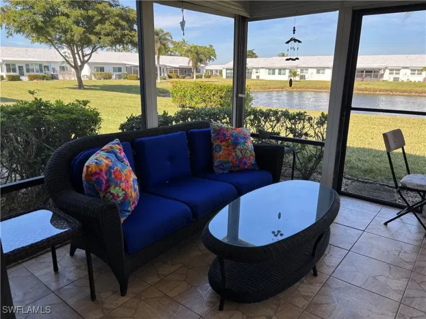 Picture of 1515 Edgewater Cir, Fort Myers FL 33919