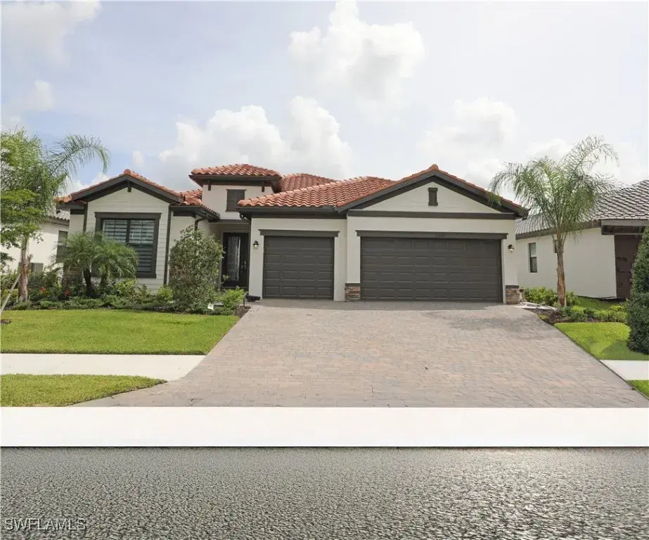 Picture of 11888 Hickory Estate Cir, Fort Myers, FL 33913