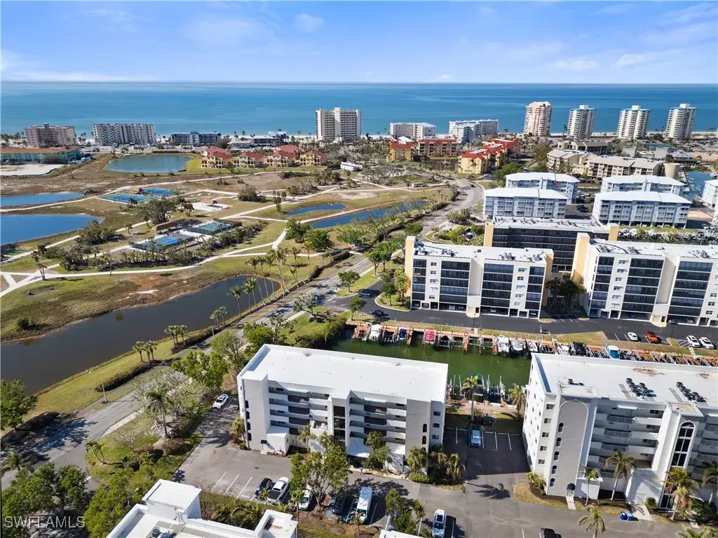 Picture of 4371 Bay Beach Ln 411, Fort Myers Beach, FL 33931