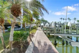 Picture of 4371 Bay Beach Ln 411, Fort Myers Beach, FL 33931