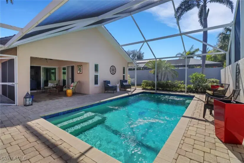 Picture of 11035 Linnet Ln, Naples FL 34119