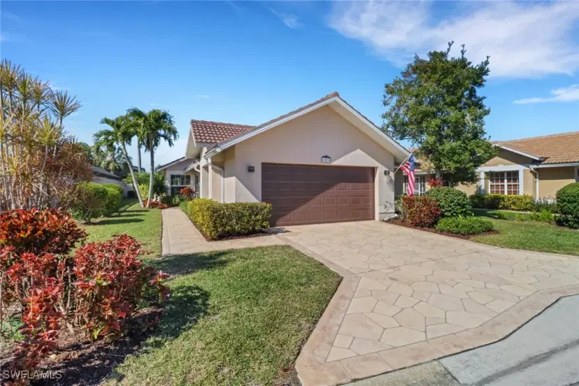 Picture of 11035 Linnet Ln, Naples FL 34119