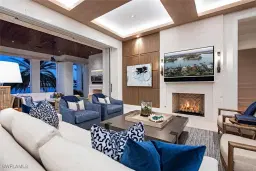 Picture of 4115 Cutlass Ln, Naples, FL 34102