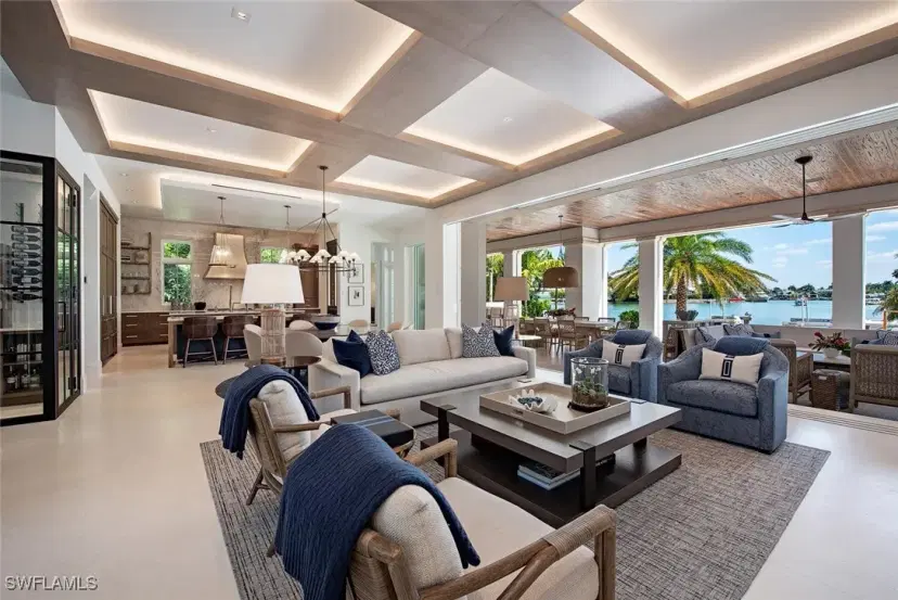 Picture of 4115 Cutlass Ln, Naples FL 34102
