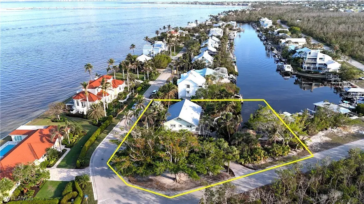 Picture of 1307 Isabel Dr, Sanibel, FL 33957
