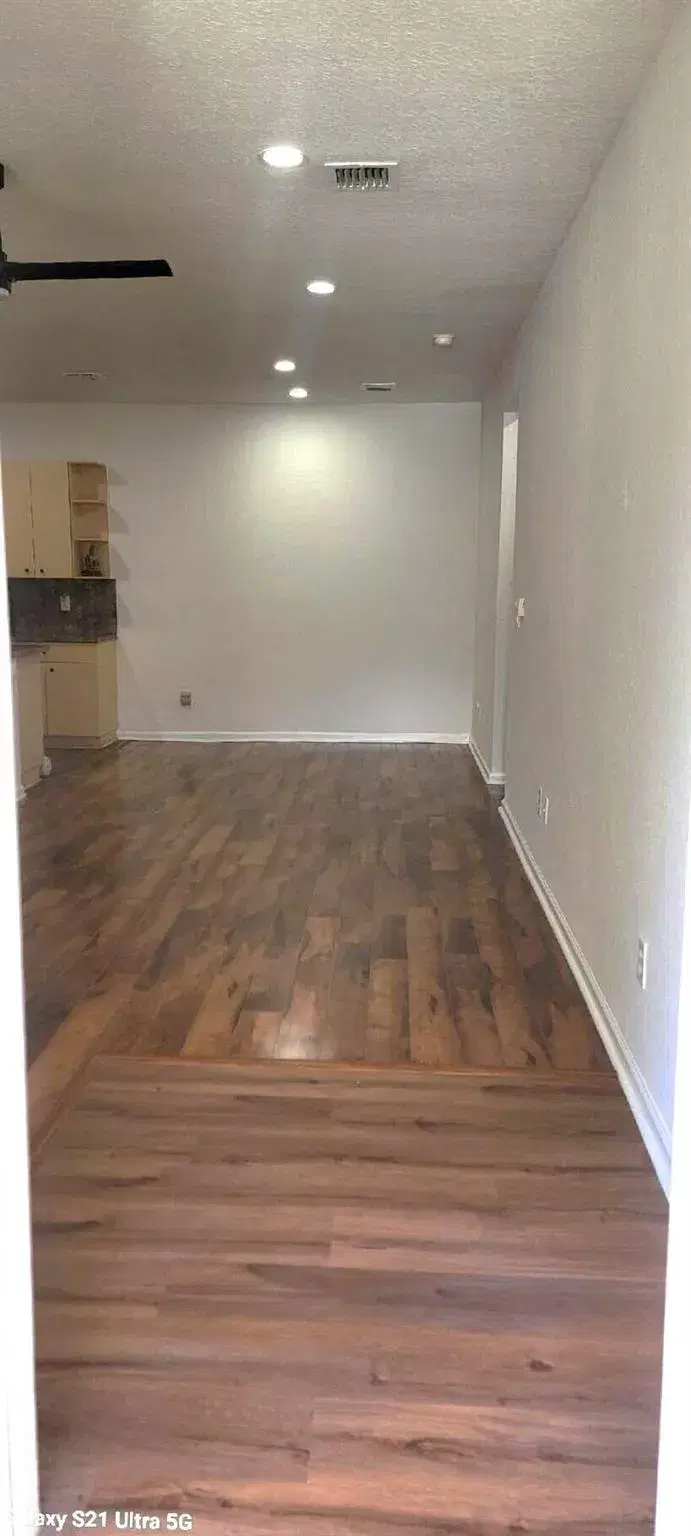 Picture of 3569 Forest Hill Boulevard 103, Palm Springs, FL 33406