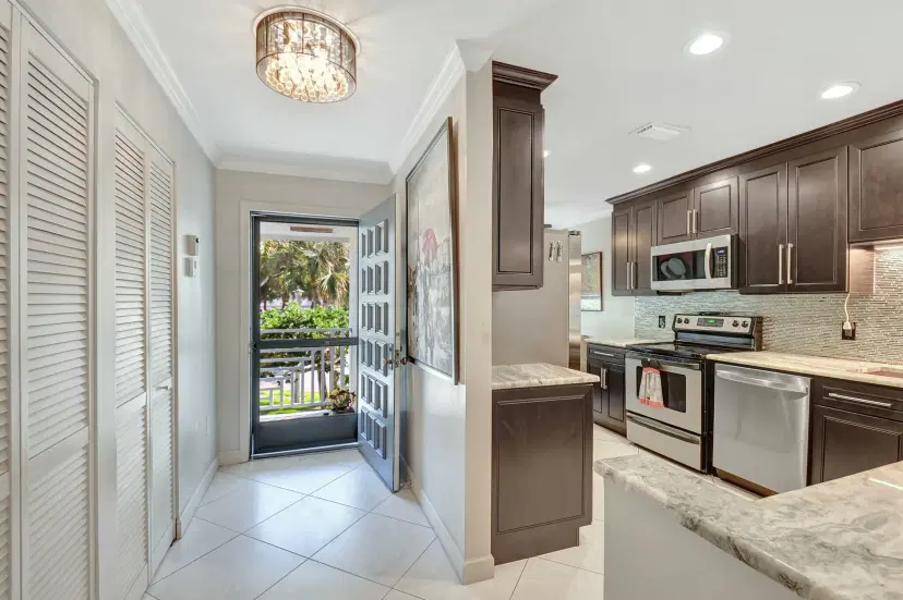 Picture of 34 Southport Lane B, Boynton Beach FL 33436