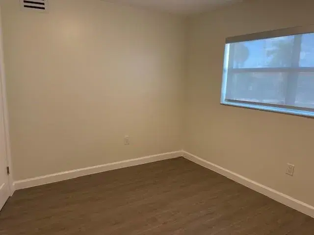 Picture of 8600 Sunrise Lakes Blvd 303, Sunrise FL 33322