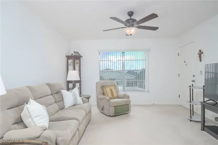 Picture of 6898 Sandtrap Dr 4, Fort Myers FL 33919