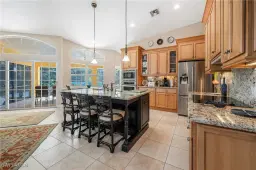 Picture of 593 Country Walk Ct, Naples, FL 34104