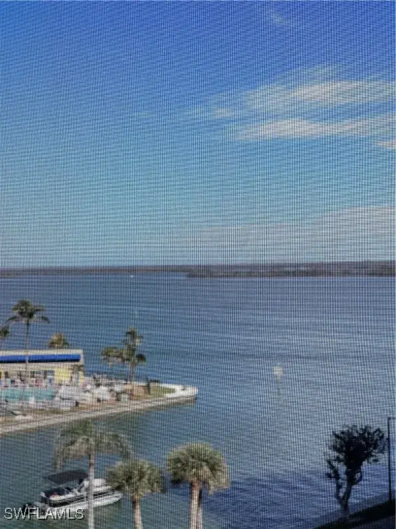 Picture of 4331 Bay Beach Ln 551, Fort Myers Beach, FL 33931