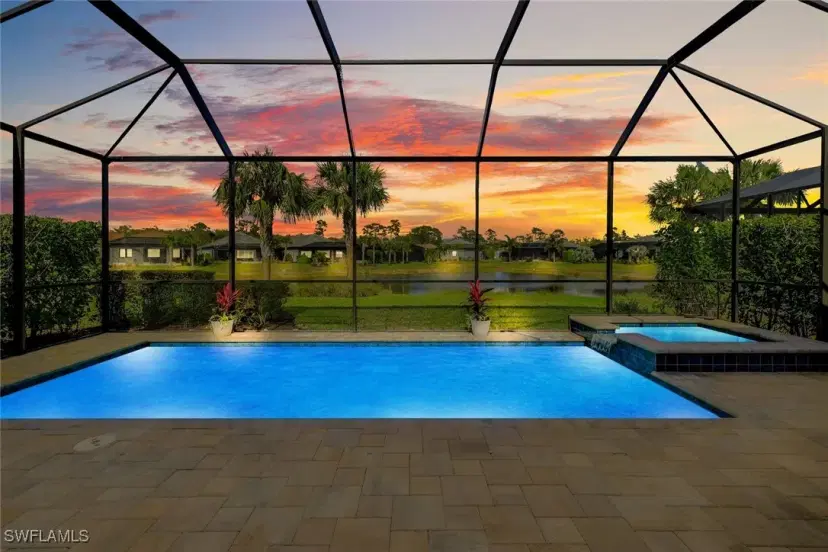 Picture of 9729 Everglades Dr, Naples FL 34120