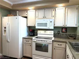 Picture of 2121 Collier Ave 409, Fort Myers, FL 33901
