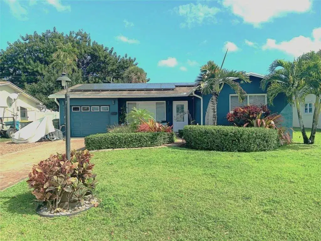 Picture of 4990 SW 29Th Way, Fort Lauderdale, FL 33312