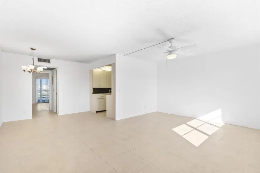 Picture of 3089 Cornwall E, Boca Raton FL 33434