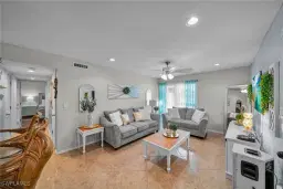 Picture of 2915 Winkler Ave 812, Fort Myers, FL 33916