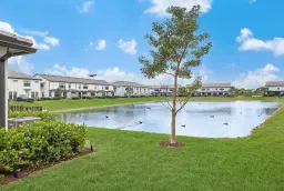 Picture of 4435 Appleton Circle E, Oakland Park, FL 33309
