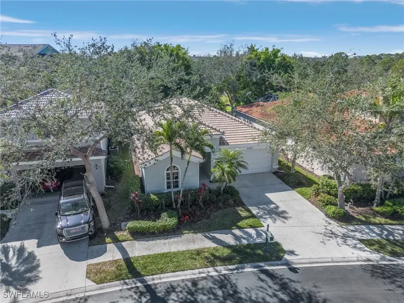 Picture of 14489 Sterling Oaks Dr, Naples FL 34110