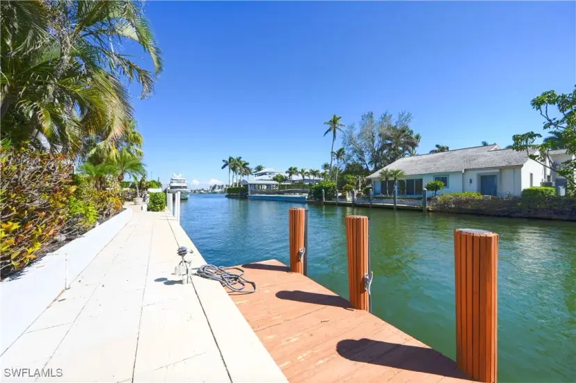 Picture of 660 14Th Ave S, Naples FL 34102