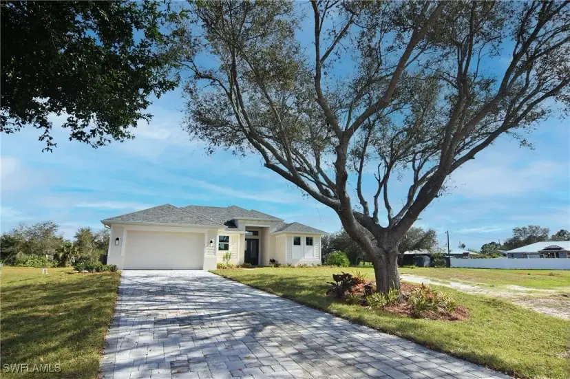 Picture of 6321 Castlewood Cir, Fort Myers FL 33905