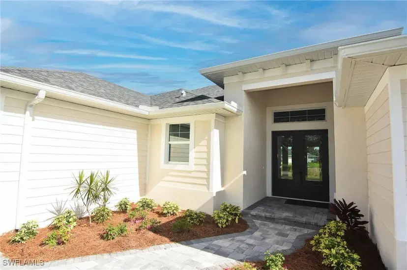 Picture of 6321 Castlewood Cir, Fort Myers FL 33905