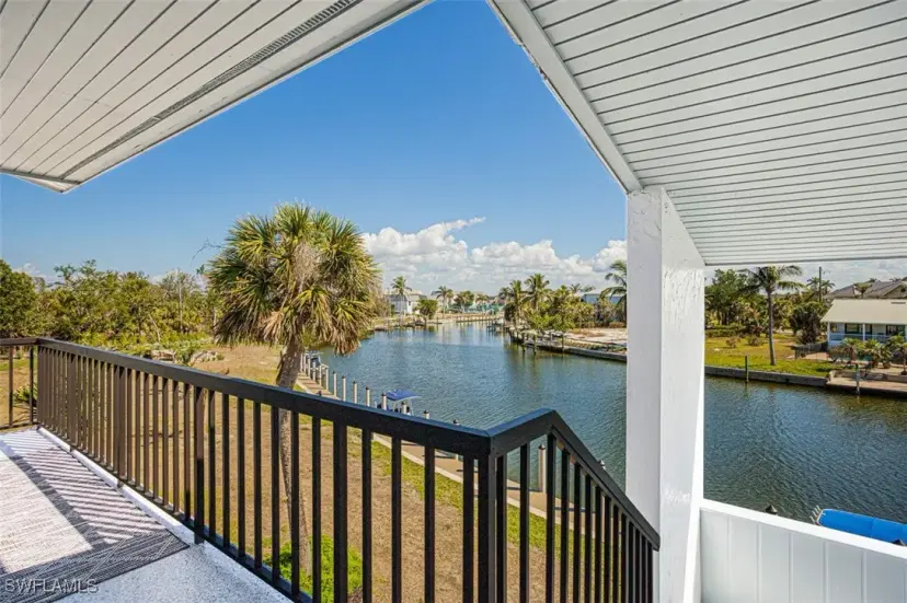 Picture of 1250 Tennisplace Ct B31, Sanibel FL 33957