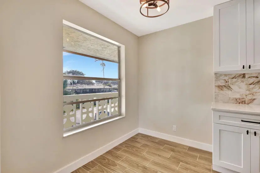 Picture of 1101 Cactus Terrace 204, Delray Beach FL 33445
