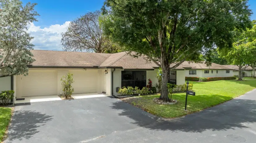 Picture of 4875 Finchwood Lane B, Boynton Beach FL 33436
