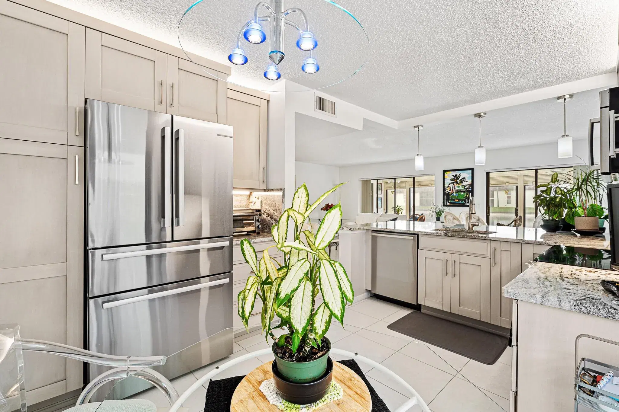 Picture of 10439 S Circle Lake Drive 102, Boynton Beach, FL 33437