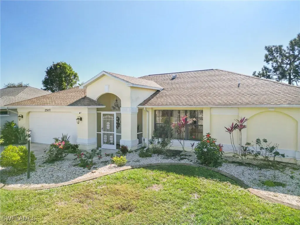 Picture of 2507 6Th St W, Lehigh Acres, FL 33971