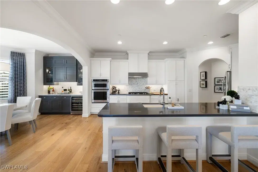 Picture of 16417 Carrara Way 202, Naples, FL 34110