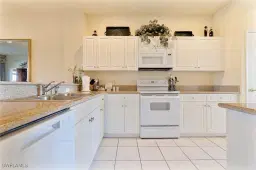 Picture of 7920 Mahogany Run Ln 1024, Naples, FL 34113
