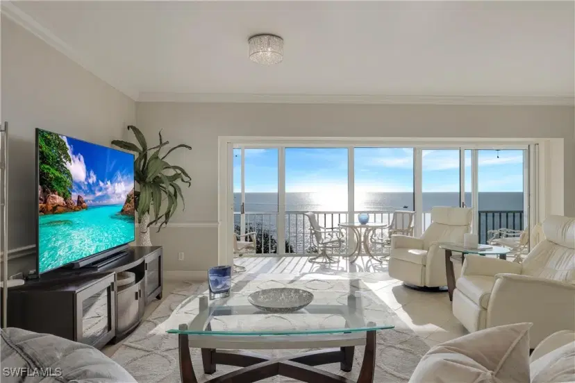 Picture of 3401 Gulf Shore Blvd N 605, Naples FL 34103