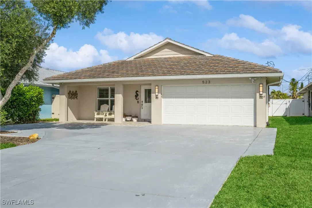 Picture of 523 107Th Ave N, Naples, FL 34108
