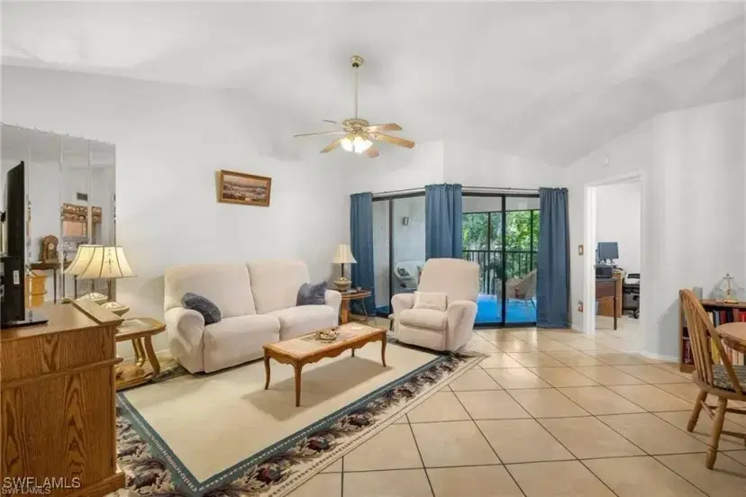 Picture of 9627 Eaton Gardens Ln 205, Fort Myers FL 33919