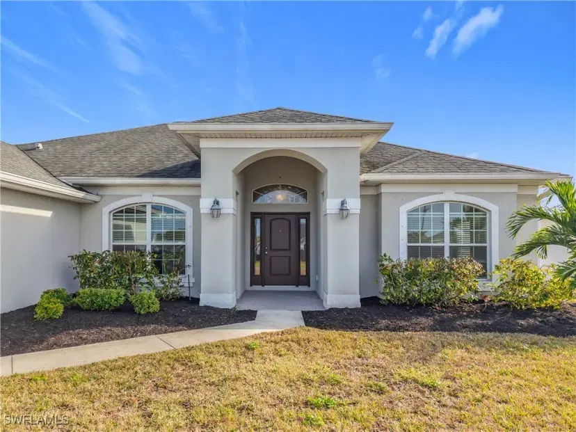 Picture of 300 NW 1St Ter, Cape Coral FL 33993