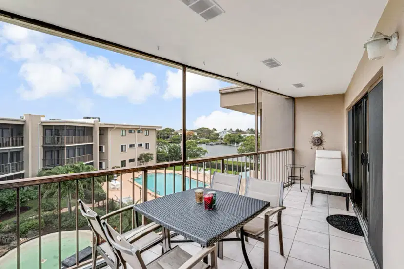 Picture of 3605 S Ocean Boulevard 312, South Palm Beach FL 33480