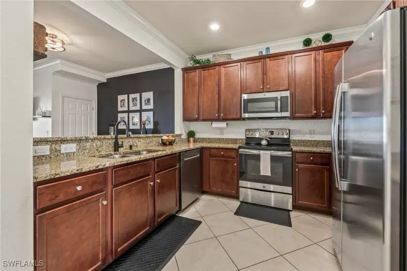 Picture of 10137 Via Colomba Cir, Fort Myers FL 33966